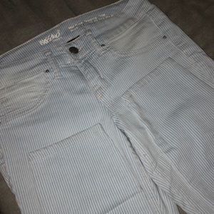 Striped Jeans!💙